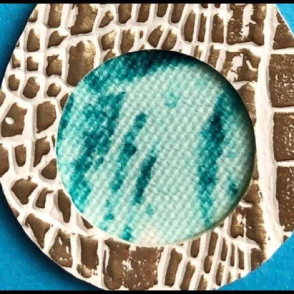 NWOT Earrings Dangle Earrings Aqua Blue White - Picture 3 of 7